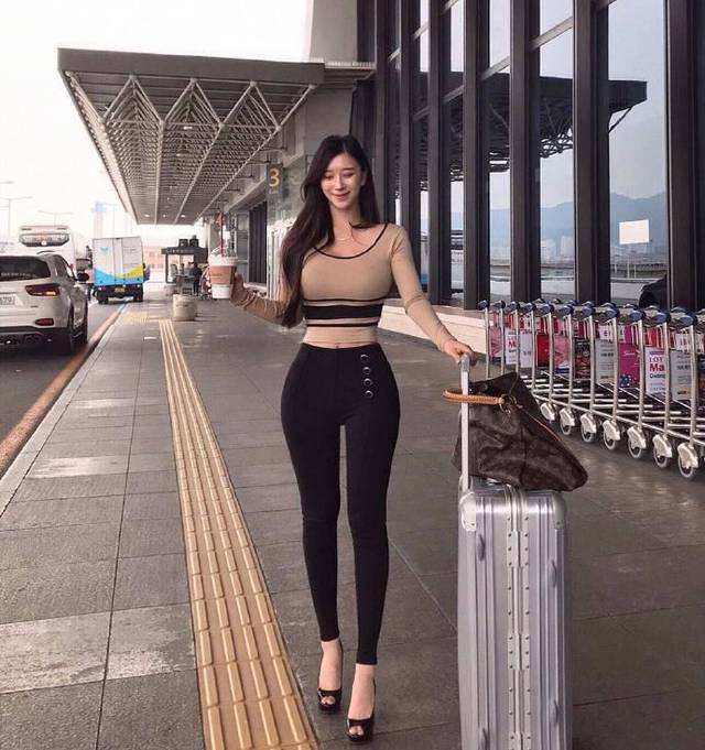 众神世界变态版下载